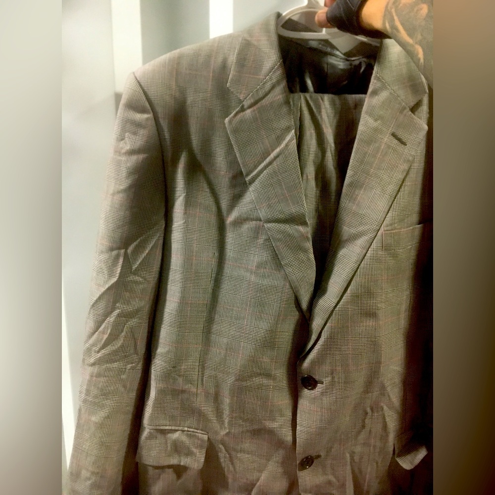 Hickey Freeman 2-piece suit
